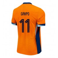 Camisa de Futebol Holanda Cody Gakpo #11 Equipamento Principal Europeu 2024 Manga Curta